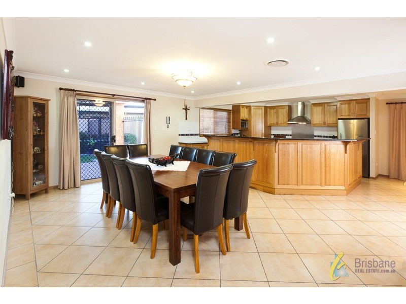 34 Gilberton Crescent, Forest Lake QLD 4078