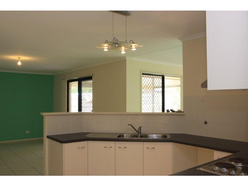 10 Mayfair Place, Moggill QLD 4070