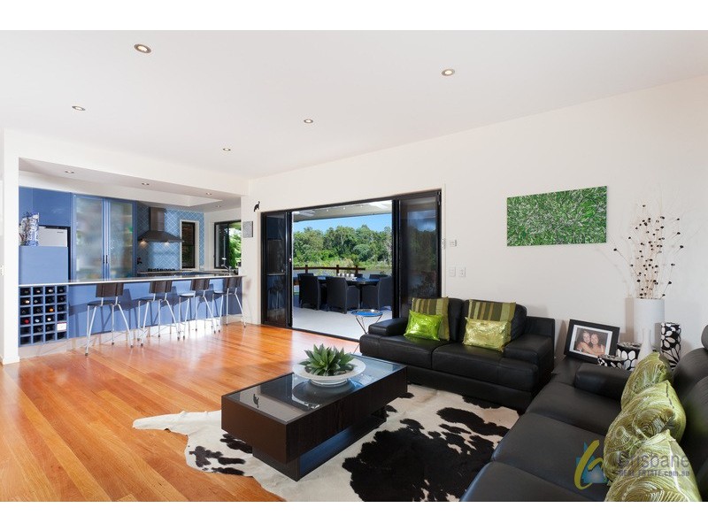 31 Ormadale Street, Yeronga QLD 4104