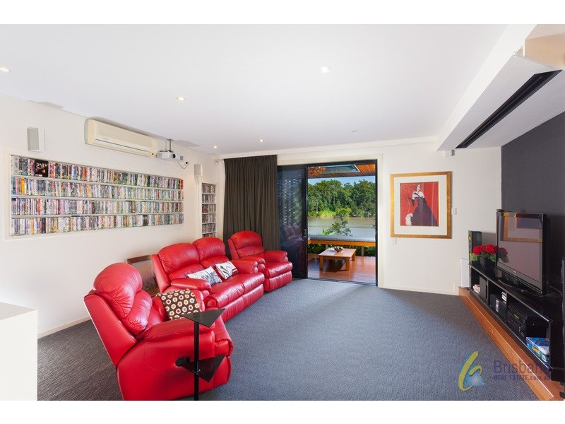 31 Ormadale Street, Yeronga QLD 4104