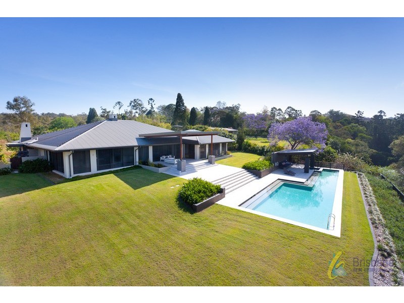 77 Herron Road, Pullenvale QLD 4069