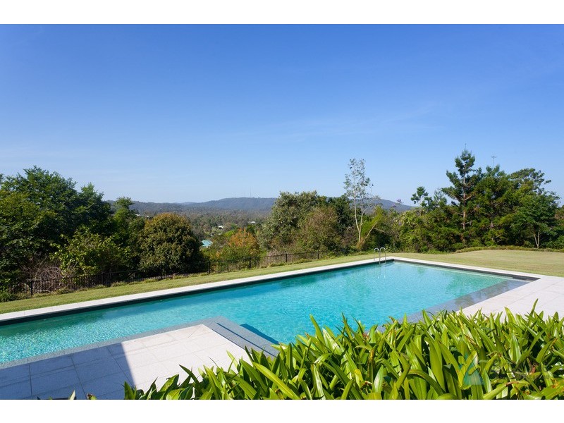 77 Herron Road, Pullenvale QLD 4069