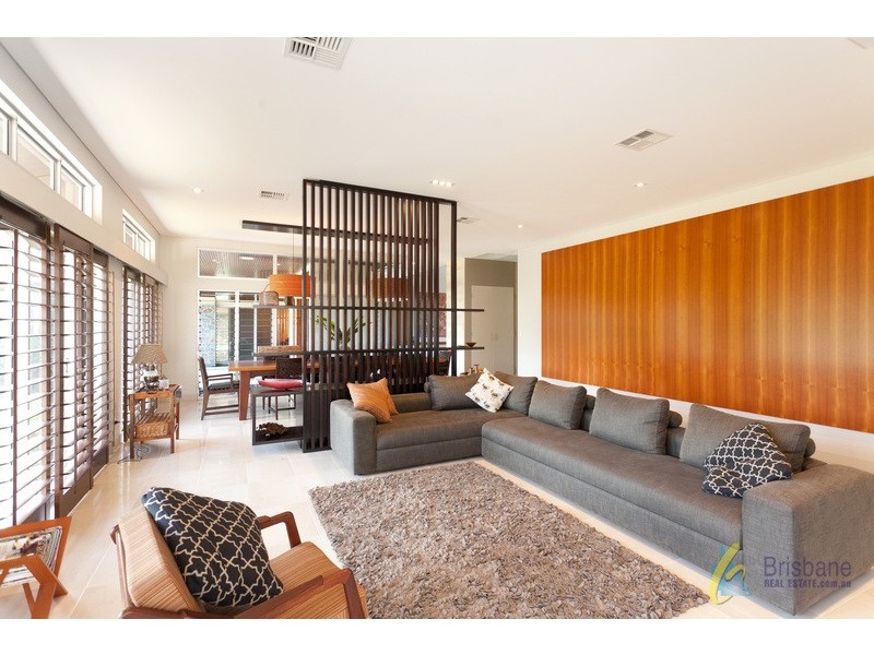 77 Herron Road, Pullenvale QLD 4069