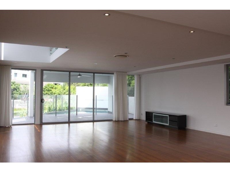 1/69 Kingsholme Street, Newstead QLD 4006