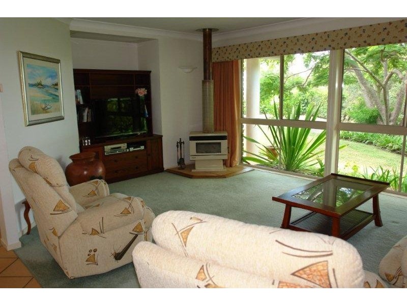 19 Aramara Road, Pullenvale QLD 4069