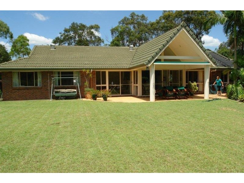 19 Aramara Road, Pullenvale QLD 4069