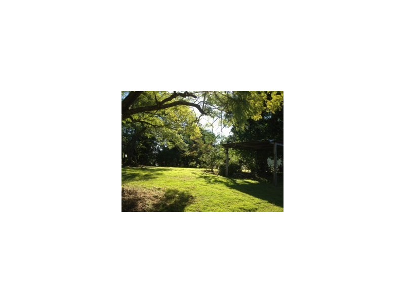 318 Hawkesbury Road, Anstead QLD 4070