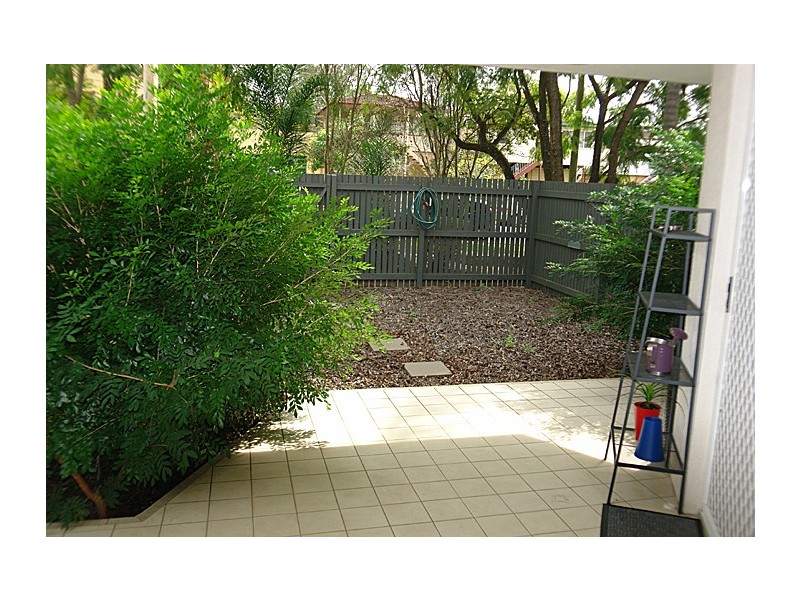 5_24 Brasted, Taringa QLD 4068