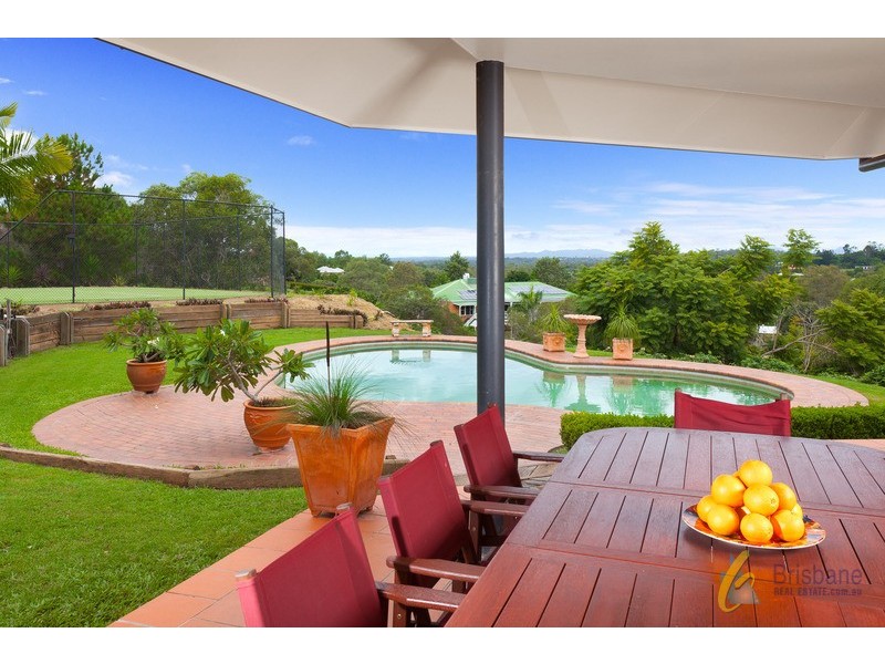 422 Grandview Road, Pullenvale QLD 4069