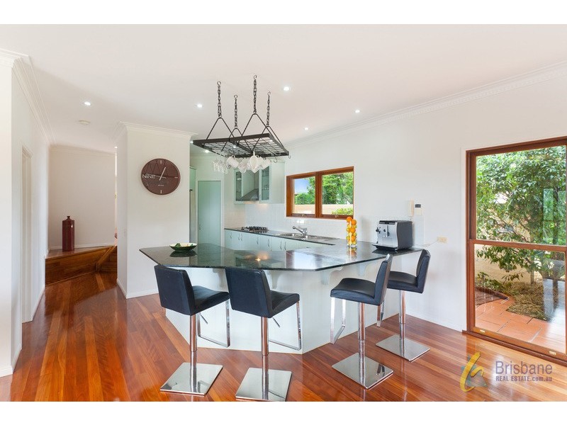 422 Grandview Road, Pullenvale QLD 4069