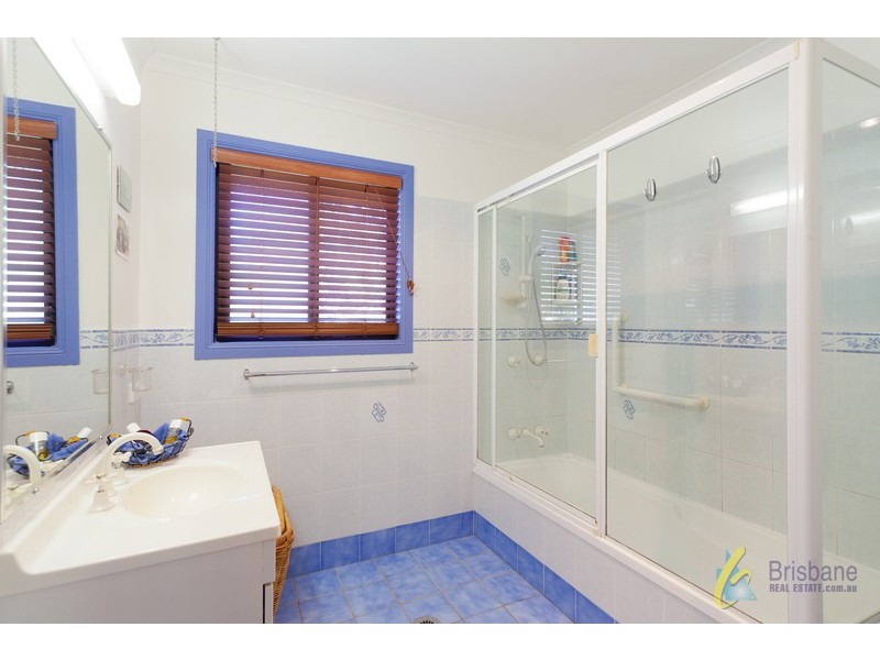 515A Upper Brookfield Rd, Upper Brookfield QLD 4069