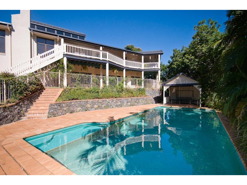 9 Clarkson Place, Kenmore Hills QLD 4069