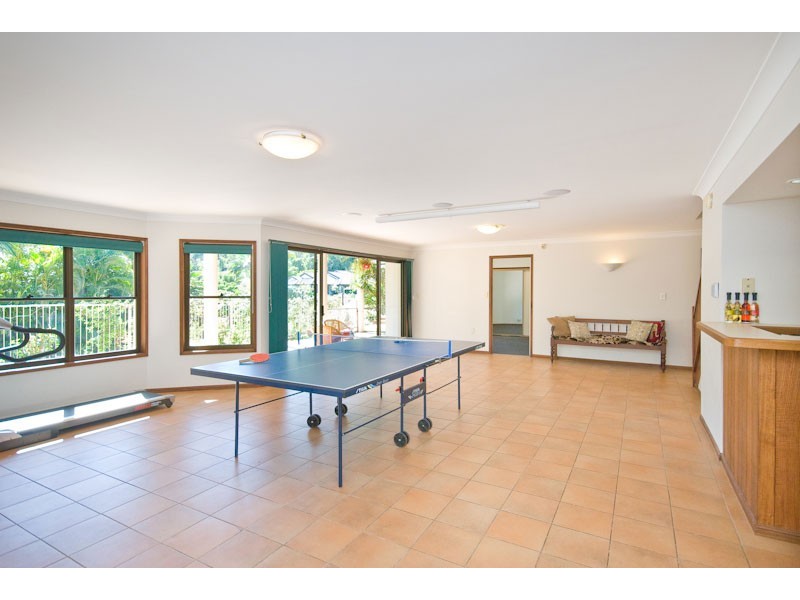 9 Clarkson Place, Kenmore Hills QLD 4069