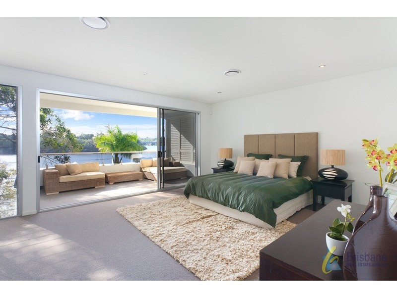 91 Brisbane Corso, Fairfield QLD 4103