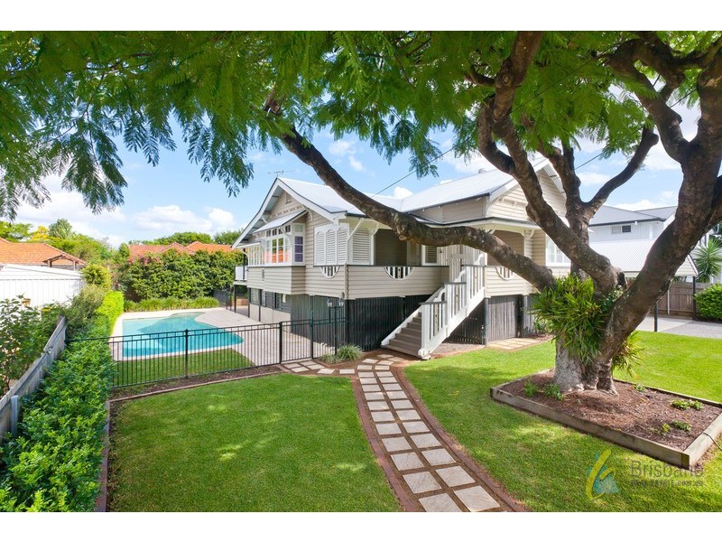 48 Kew Rd, Graceville QLD 4075