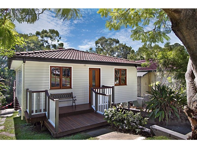 24 Argyle Street, Seventeen Mile Rocks QLD 4073