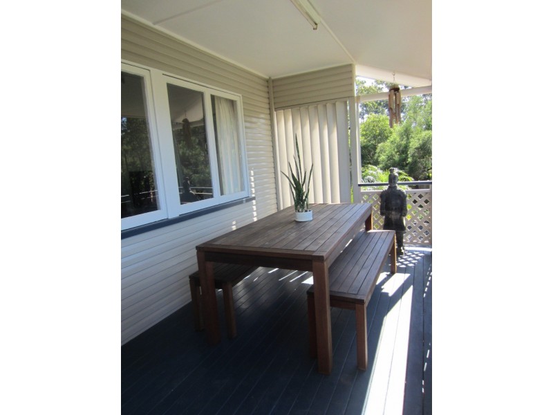 201 Chapel Hill Road, Chapel Hill QLD 4069