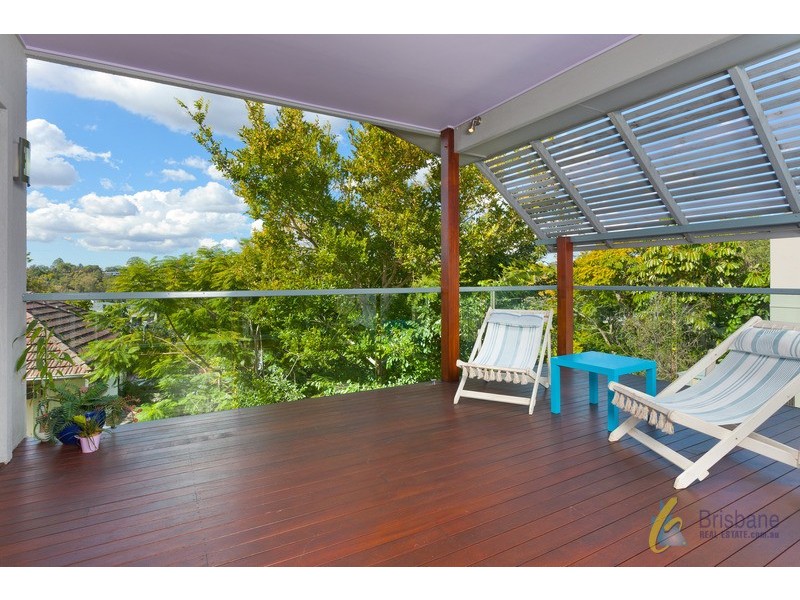 5 Tristania Road, Chapel Hill QLD 4069