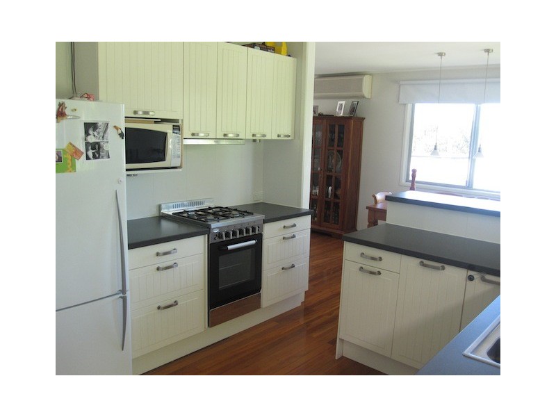 25 Lentara Street, Kenmore QLD 4069