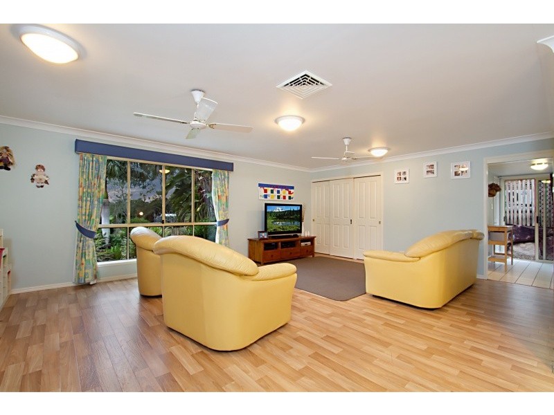 474 WESTLAKE DRIVE, Riverhills QLD 4074