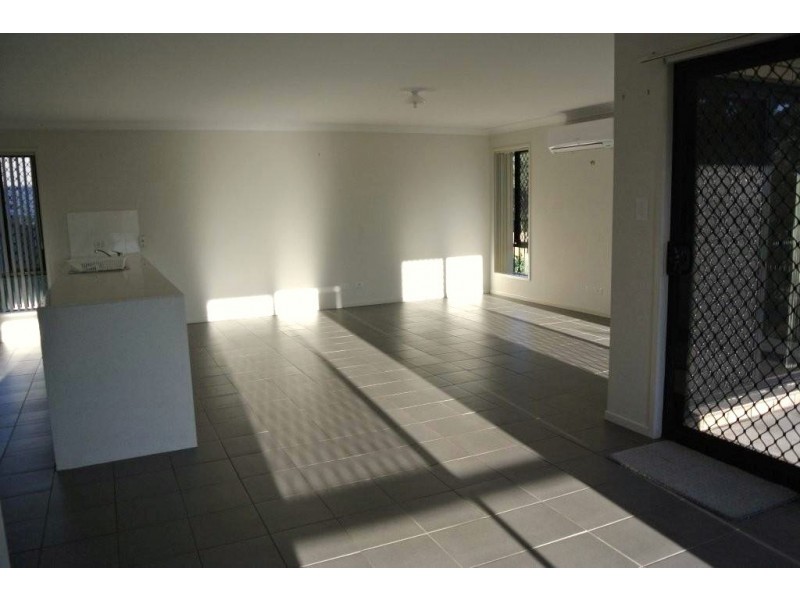 28 Stanaway Place, Bellbowrie QLD 4070