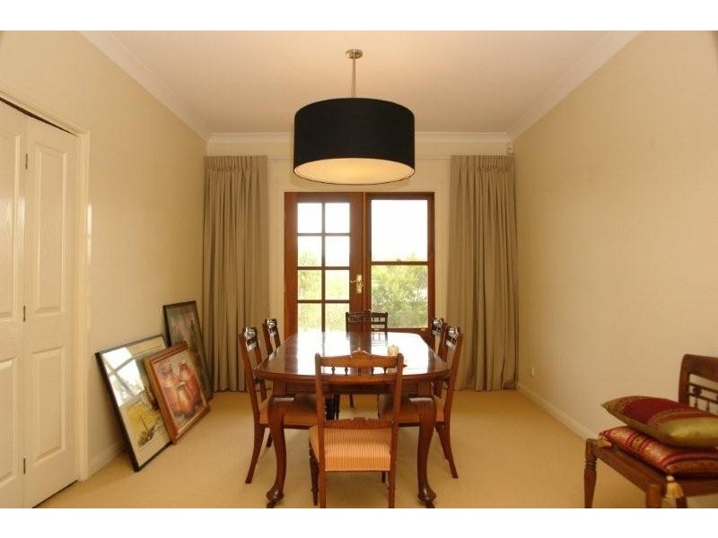 140 Rafting Ground Rd, Brookfield QLD 4069
