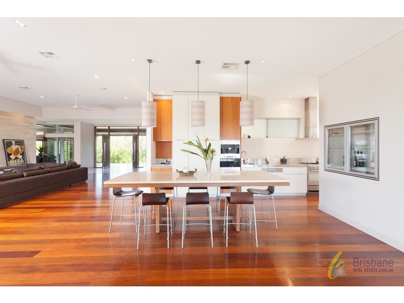 77 Herron Road, Pullenvale QLD 4069