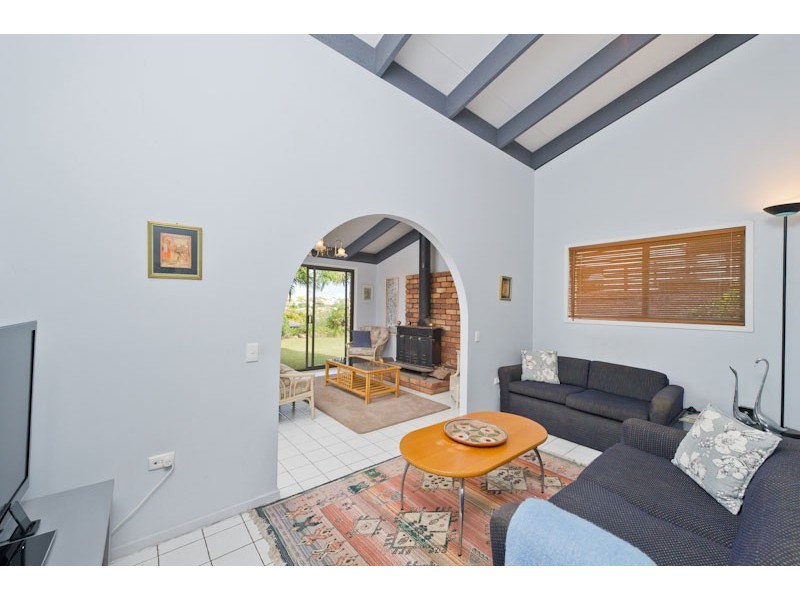 33 Broadmoor Street, Kenmore Hills QLD 4069