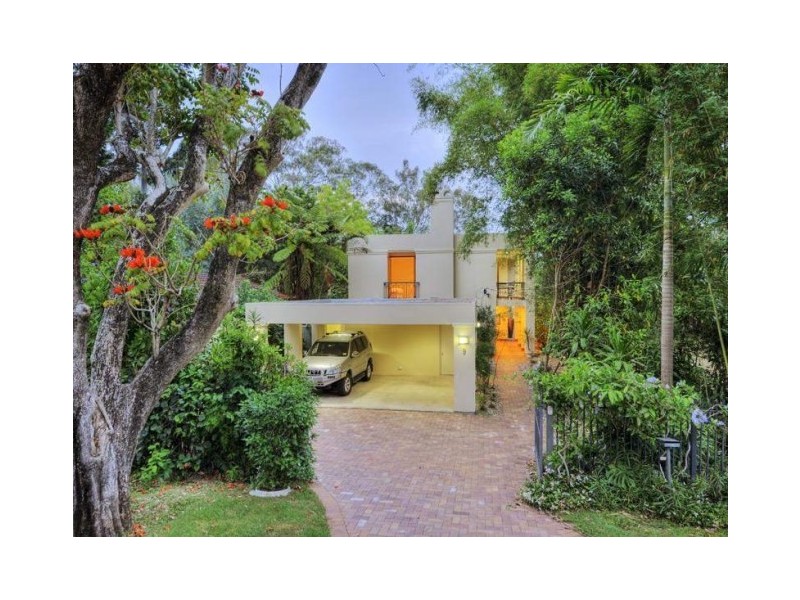 9 Joseph Street, Sherwood QLD 4075