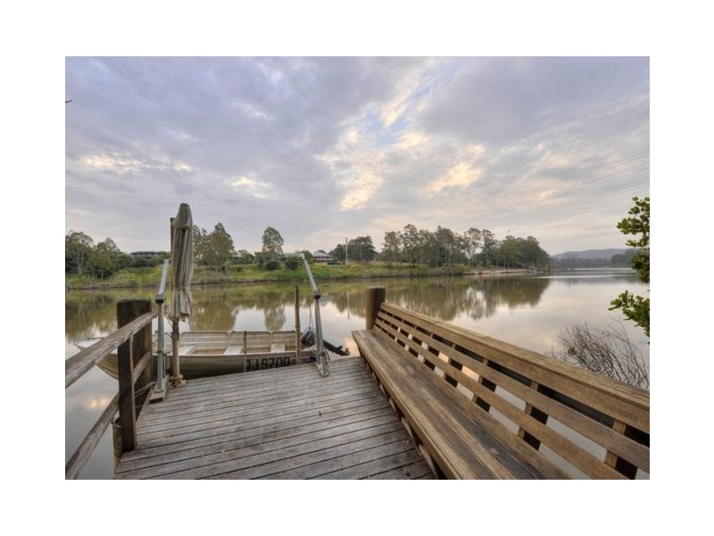 9 Joseph Street, Sherwood QLD 4075