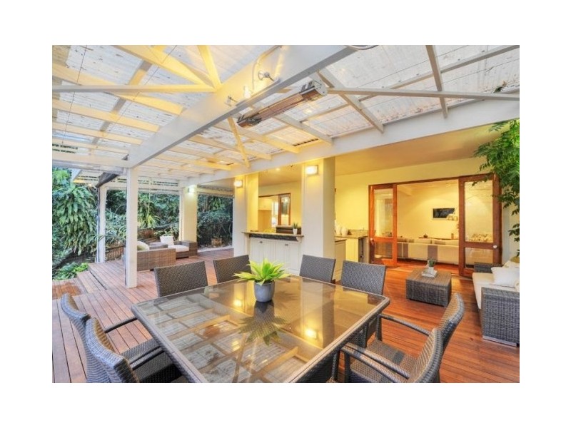 9 Joseph Street, Sherwood QLD 4075