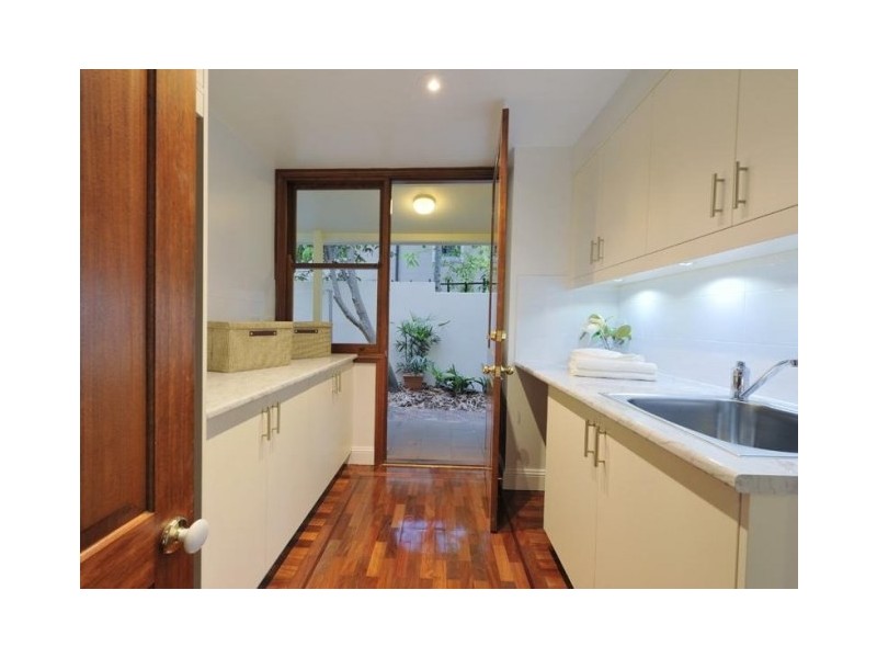 9 Joseph Street, Sherwood QLD 4075