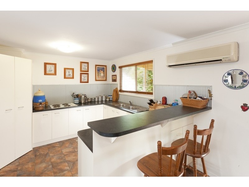 12 Leuneah Lane, Karana Downs QLD 4306