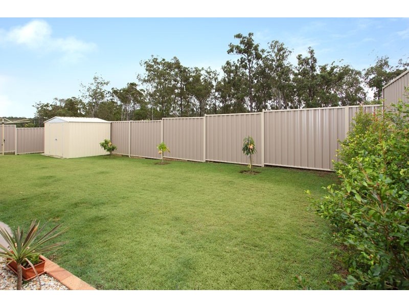 25 Shamrock Ct, Chuwar QLD 4306