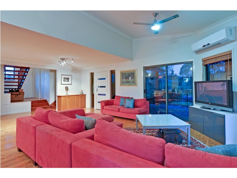 60 Billagall Drive, Karana Downs QLD 4306