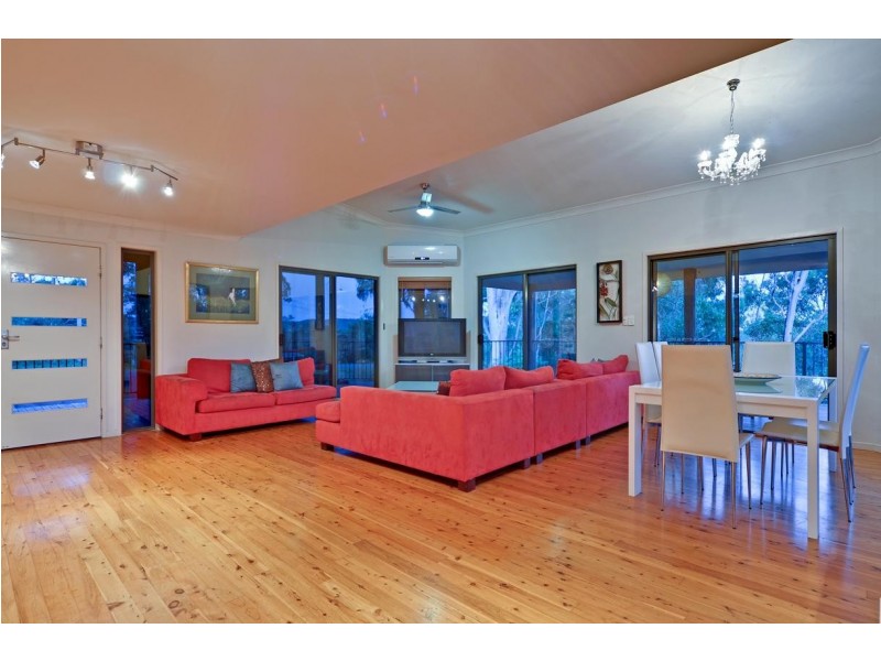 60 Billagall Drive, Karana Downs QLD 4306