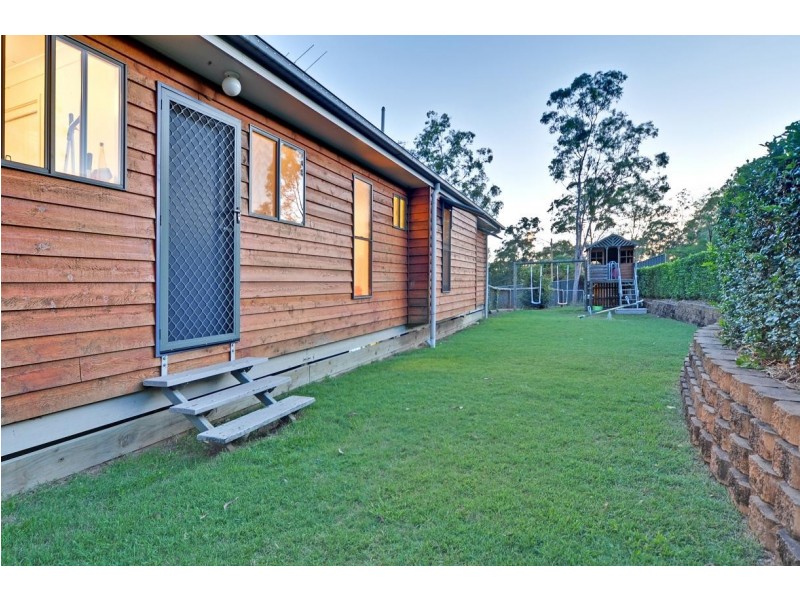 60 Billagall Drive, Karana Downs QLD 4306