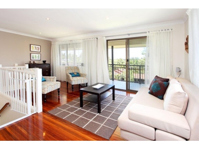 19 Melita Street, Kenmore QLD 4069