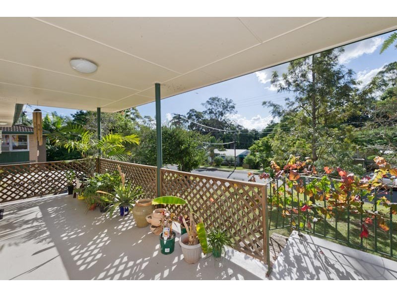 36 Fawkner Street, Chapel Hill QLD 4069