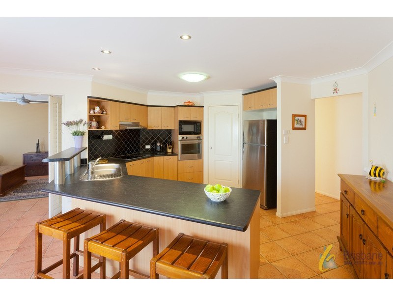 35 Fearless Crt, Karalee QLD 4306