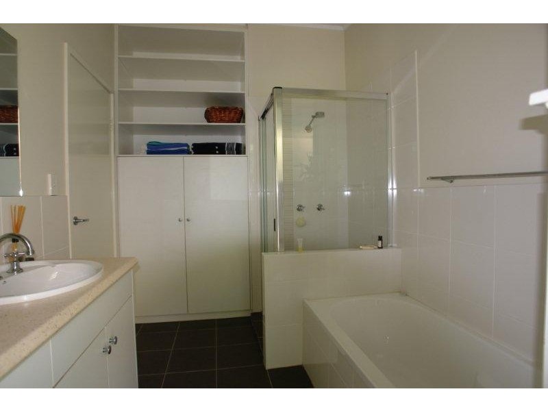 258 Hawkesbury Road, Anstead QLD 4070