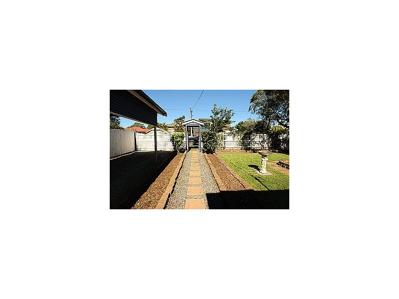 22 Austral Avenue, Graceville QLD 4075