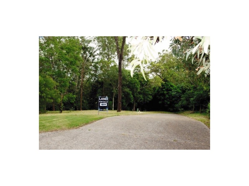 16 Emma Place, Fig Tree Pocket QLD 4069