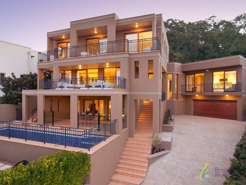 58 Tristania Drive, Bardon QLD 4065