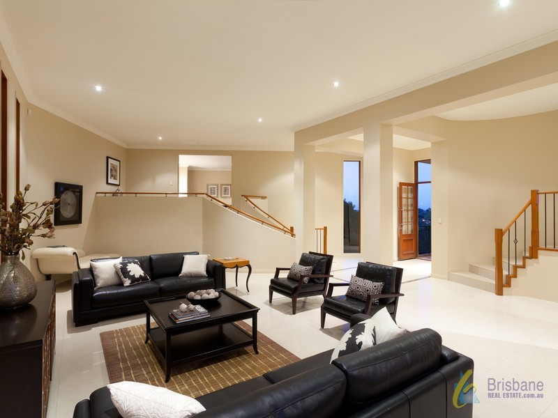 58 Tristania Drive, Bardon QLD 4065