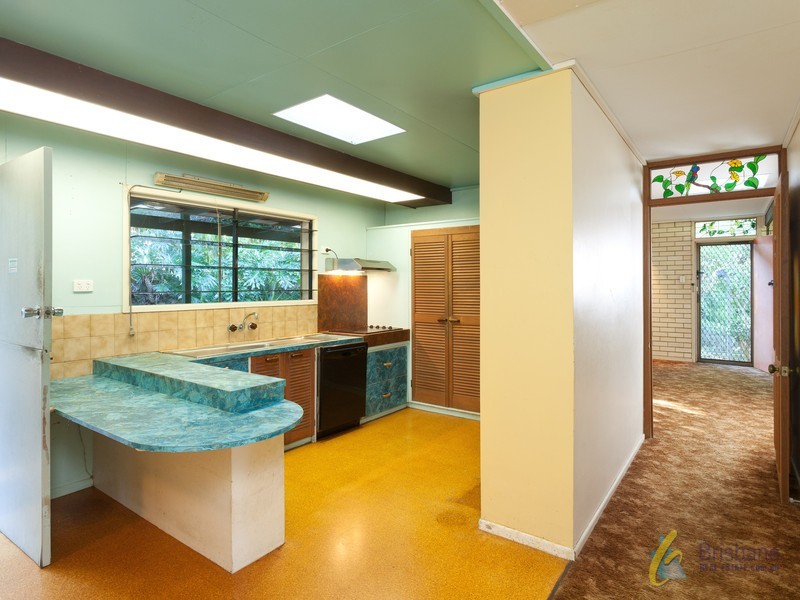 12 Warrawong Street, Chapel Hill QLD 4069