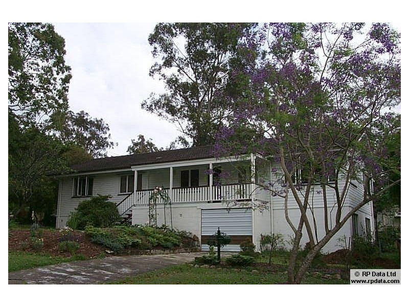 22 Aberfoyle Street, Kenmore QLD 4069