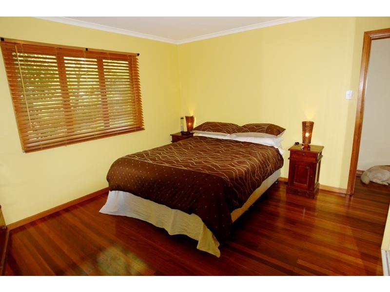 22 Aberfoyle Street, Kenmore QLD 4069