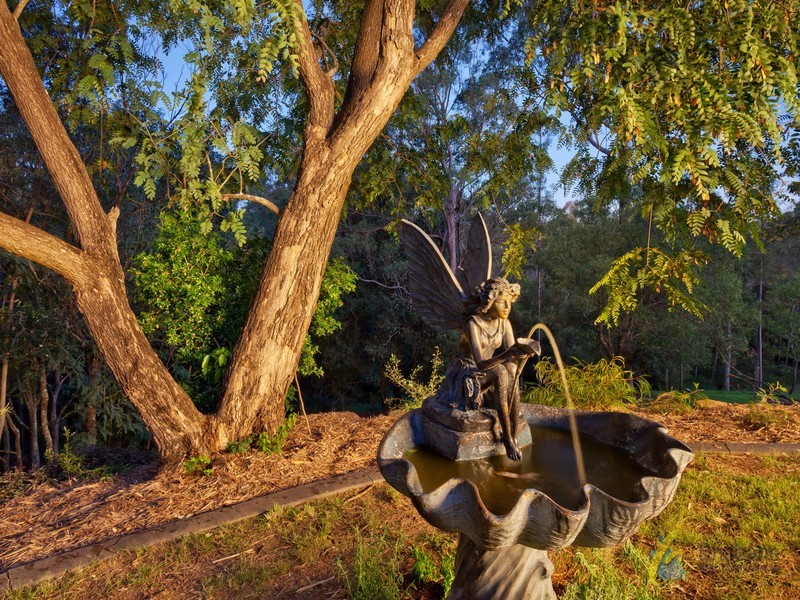 101 College Road, Karana Downs QLD 4306