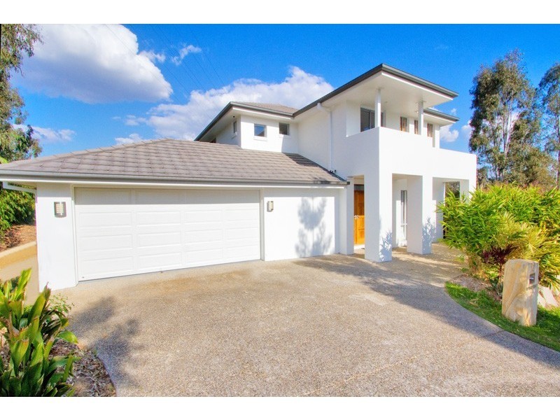 16 Riverpoint Boulevard, Riverhills QLD 4074